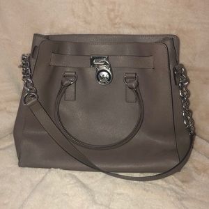 Large crossbody/shoulder Michael Kors lock bag
